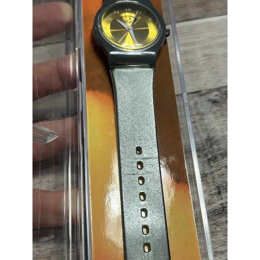 Halo 2 Watch Green Gold Face Circuit City Video Game Promo Bungie - Picture 4 of 6